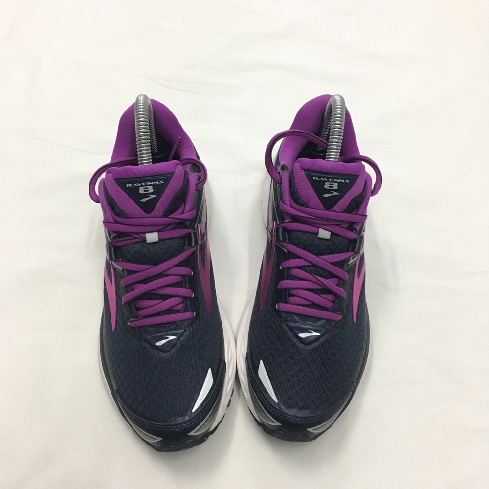 Brooks Womens Sz 6.5 Ravenna 8 Running Shoes